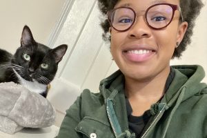 A selfie of Ama Koranteng with her cat.